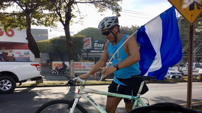 Ciclista es liberado de celdas de El Chipote