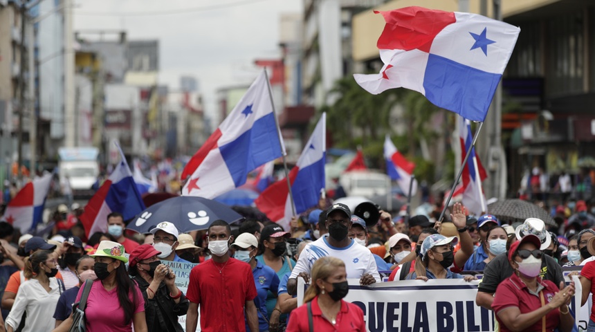 Una huelga paraliza la construcción y los bloqueos impiden el abasto de alimentos en Panamá