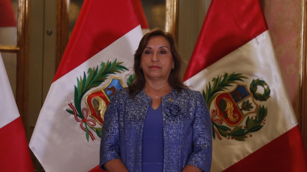 presidenta peru cambios ministro justicia