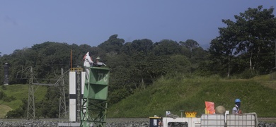 barcos canal panama