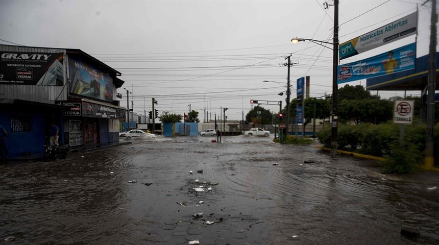 Nicaragua evacúa los Cayos Perlas del mar Caribe ante proximidad de Dos