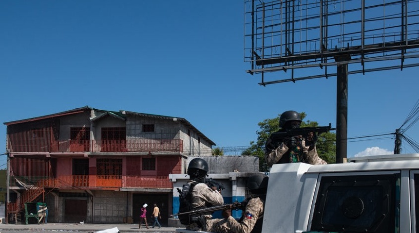 Haití prorroga un mes el estado de emergencia y renueva el toque de queda por la violencia