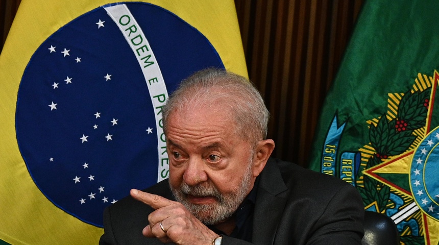 Lula destituye al comandante del Ejército brasileño