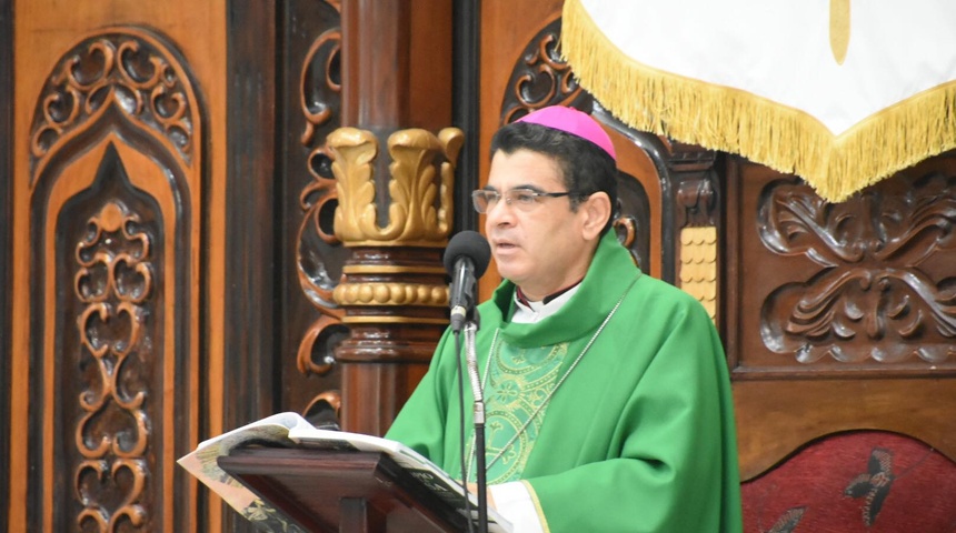 Monseñor Rolando Álvarez lamenta aglomeraciones “no hay que pensar que el virus ya pasó”