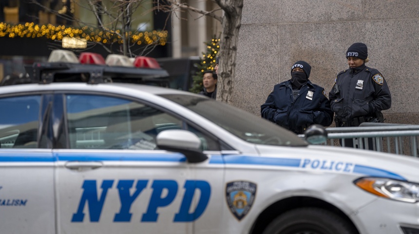 policia new york custodian torre trump