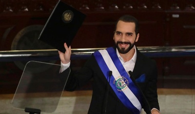 nayib bukele banda presidencial