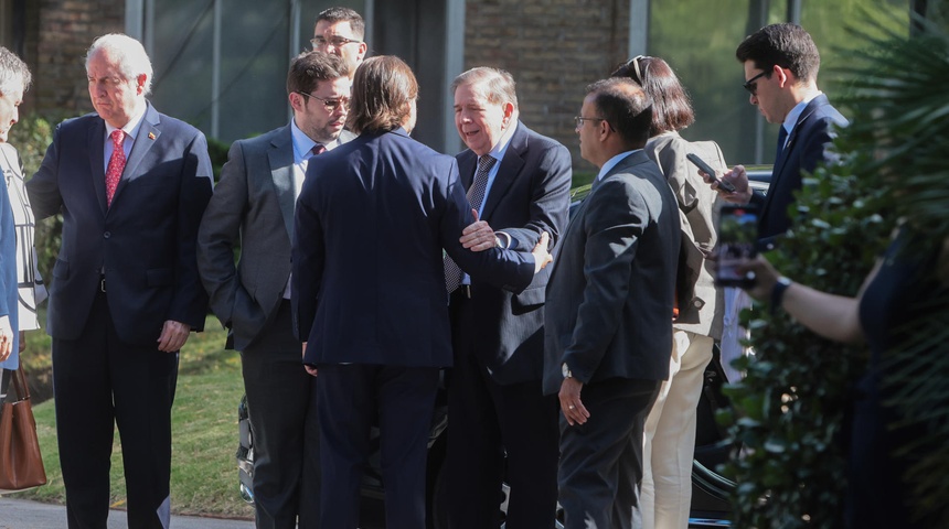 luis lacalle recibe a edmundo urrutia