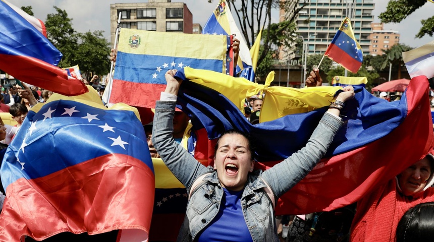 venezolanos opositores manifestantes columbia