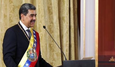 nicolas maduro defiende investidura