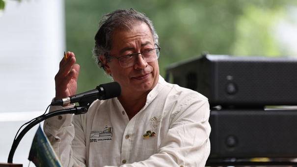 gustavo petro presidente colombia