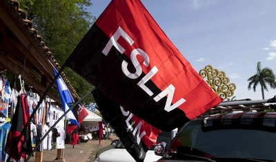 bandera fsln simbolo patrio nicaragua