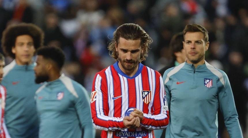 El Atlético pierde después de 15 victorias y 82 días