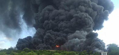 humo incendio industrial cuba