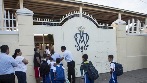 estudiantes en managua