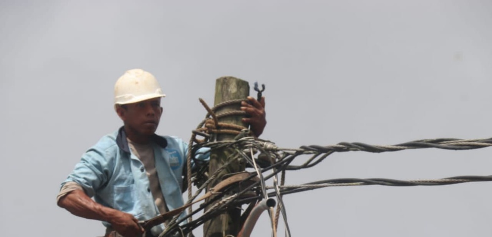 Denuncian servicio electrico en nicaragua