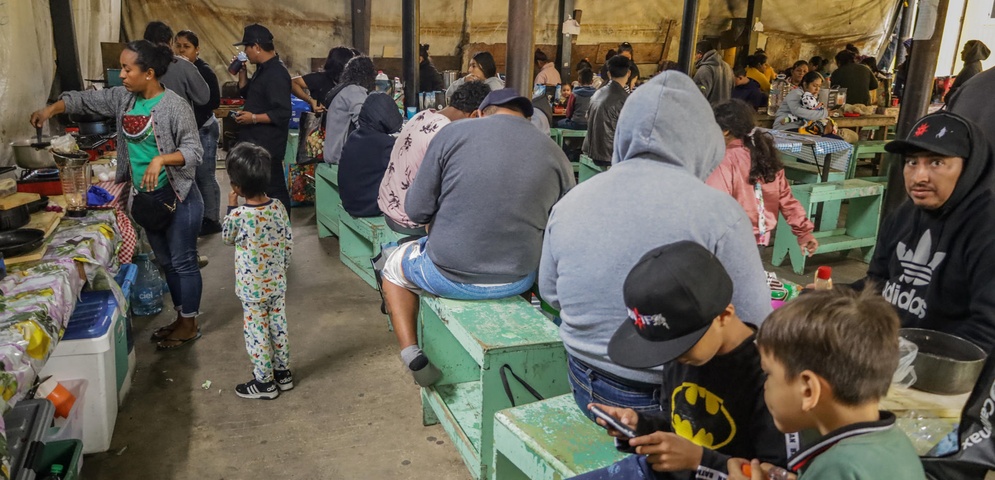 familia migrantes albergue mexico