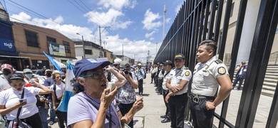 guatemaltecos manifestaciones contra ministerio publico