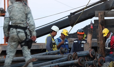 mineros soterrados mexico