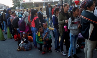 migrantes frontera honduras guatemala