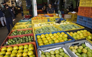 Comerciantes trabajan en la venta nicaragua