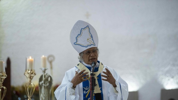 brenes ordena cambios pastorales en nicaragua