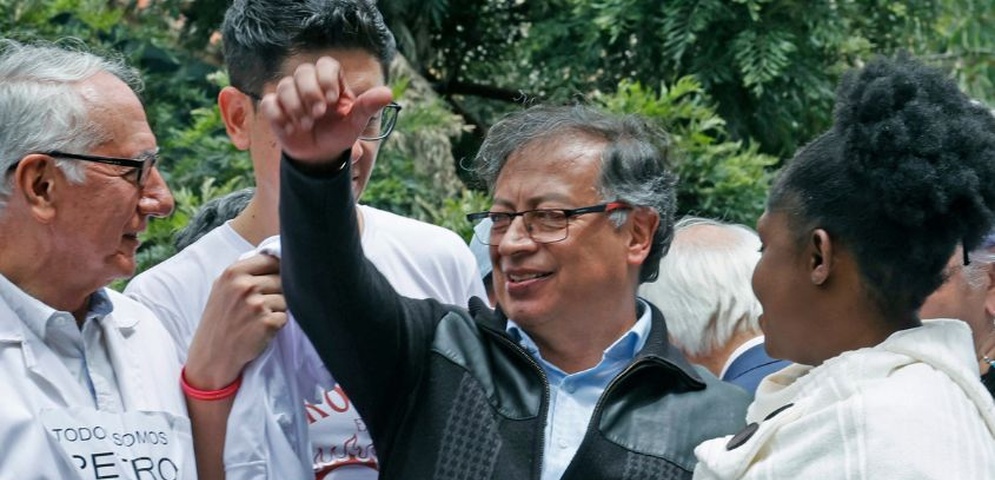 gustavo petro presidente colombia efe