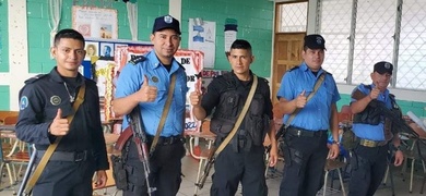 policias dedo manchado elecciones municipales nicaragua