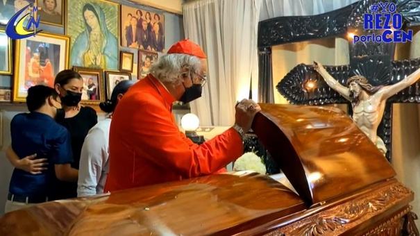 cardenal brenes entierro madre