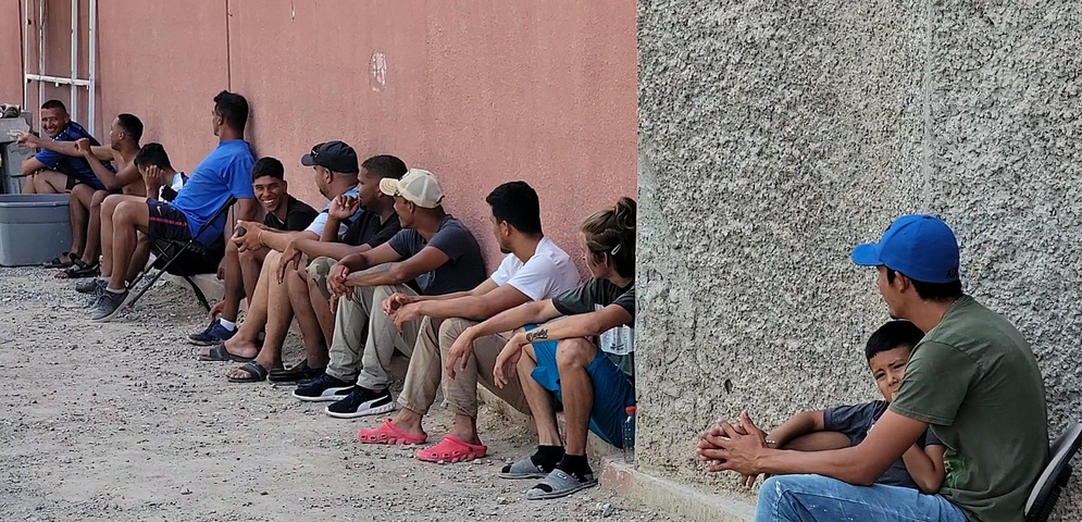 albergues mexicanos reciben migrantes