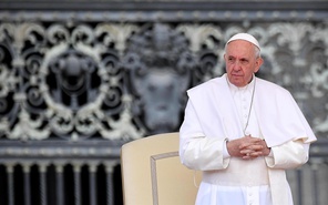 papa Francisco en el Vaticano