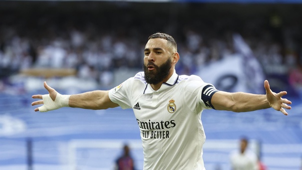 karim benzema delantero real madrid partido madrid