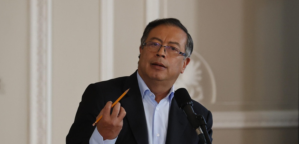 presidente petro enfrenta crisis colombia
