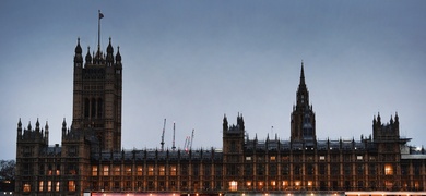 parlamento britanico muerte reina isabell