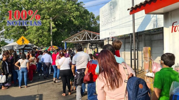 fila en migracion nicaragua solicitud pasaporte