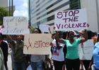 afroamericnaos marchan reclamando justicia muerte