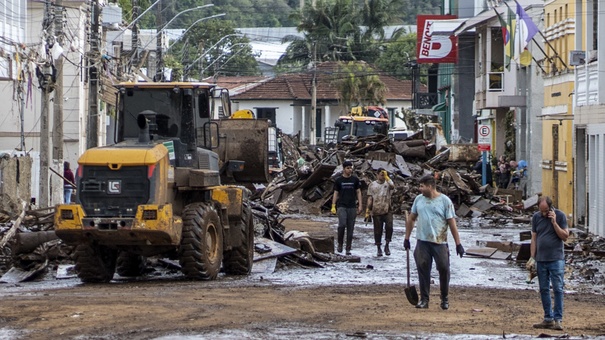 desparecidos inundaciones brasil