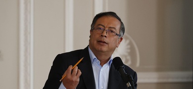 presidente petro enfrenta crisis colombia
