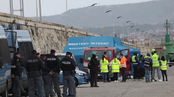 migrantes recacatados mediterraneo