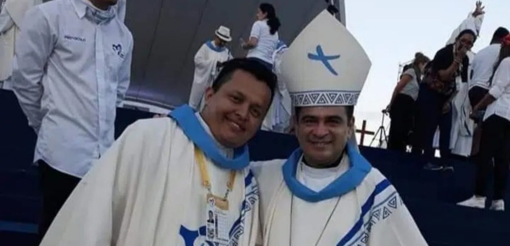 sacerdote Erick Díaz