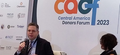 eric jacobstein en foro central american donors