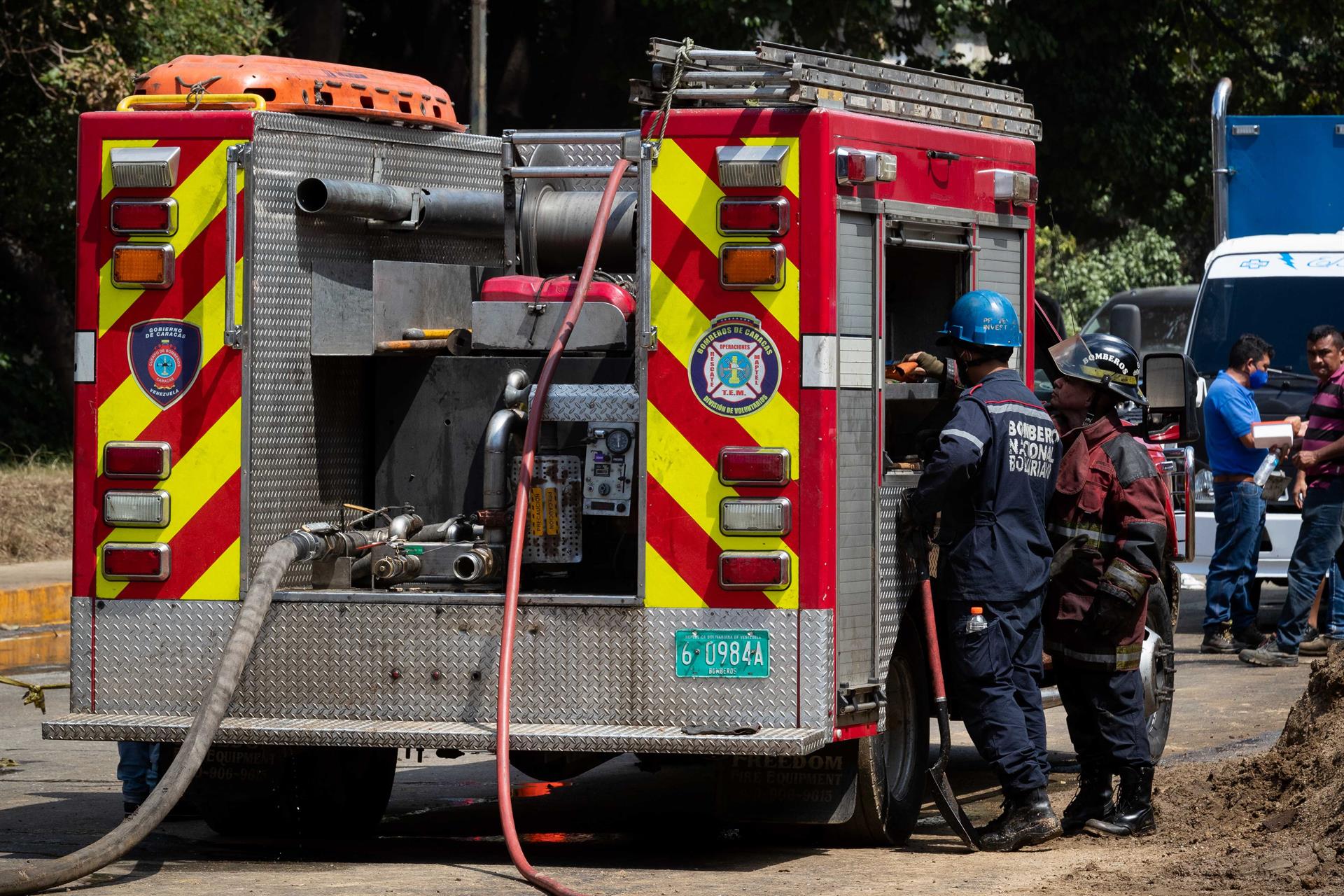venezuela crisis servicios básicos bomberos