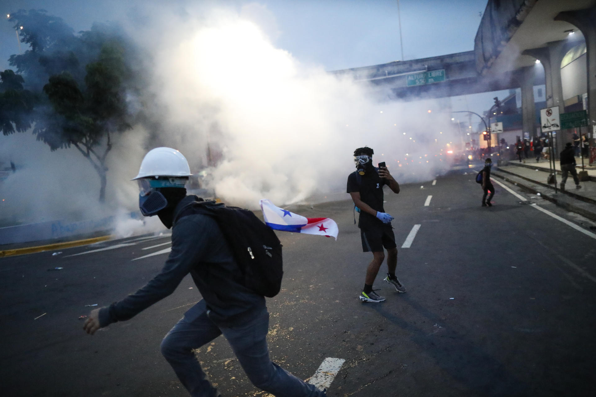 Protestas Antiminería En Panamá: Más De 900 Detenidos, Incluidos Menores