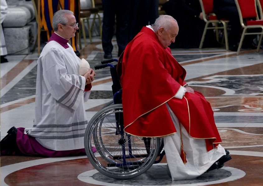 El Papa Renuncia A Presidir El Viacrucis Para Cuidar Su Salud Durante ...