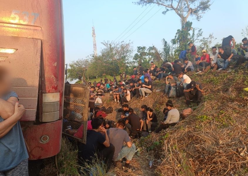 Hallan a nicaragüenses entre 407 migrantes abandonados en México