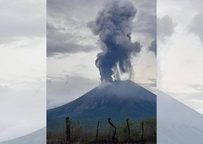 "Volcán San Cristóbal registró derrumbes en paredes internas del cráter", dice Ofena