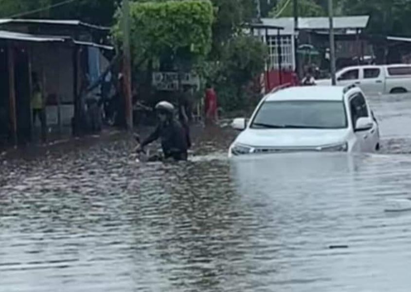 Masaya colapsa tras intensas lluvias mientras se acercan dos ondas tropicales