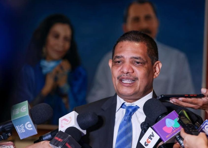 Ortega nombra a Iván Acosta asesor presidencial ante organismos internacionales