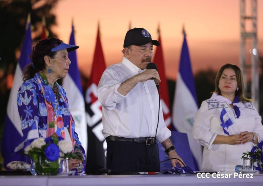 Rosario Murillo responde a profeta que anuncia muerte de Daniel Ortega