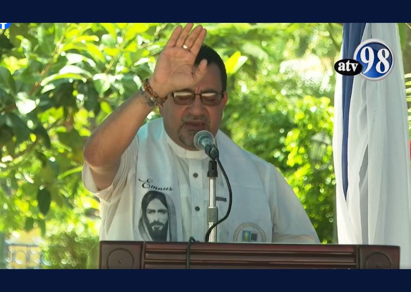 Tildan de "Judas" a sacerdote que dice que no hay persecución religiosa en Nicaragua