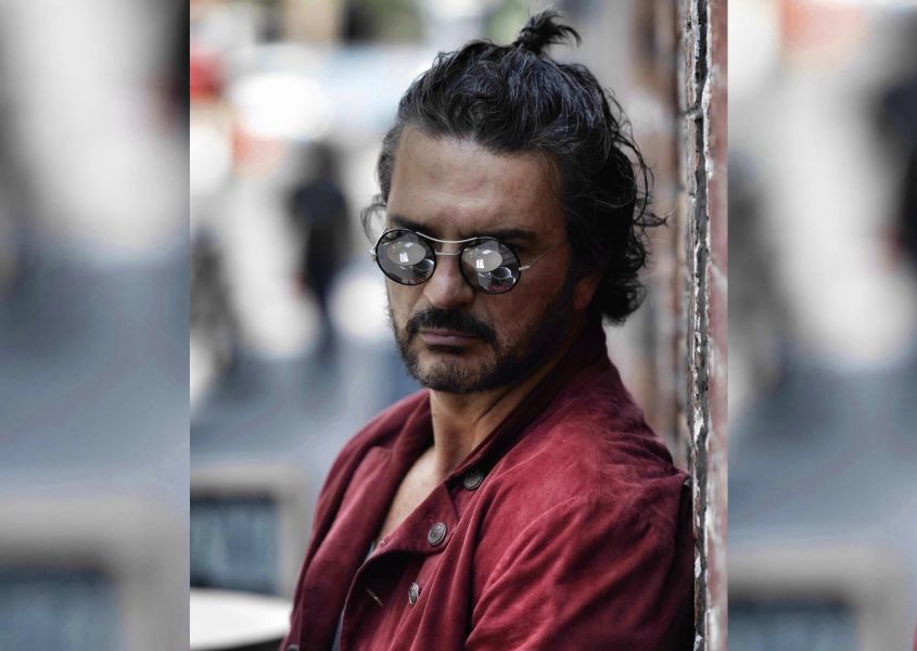 Cantante Ricardo Arjona se toma un descanso de las giras por problemas en  la espalda